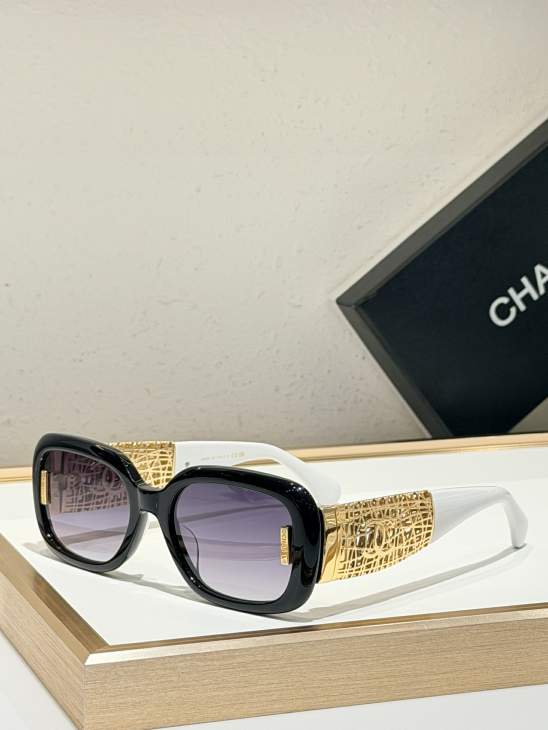 Picture of Chanel Sunglasses _SKUfw79279068fw